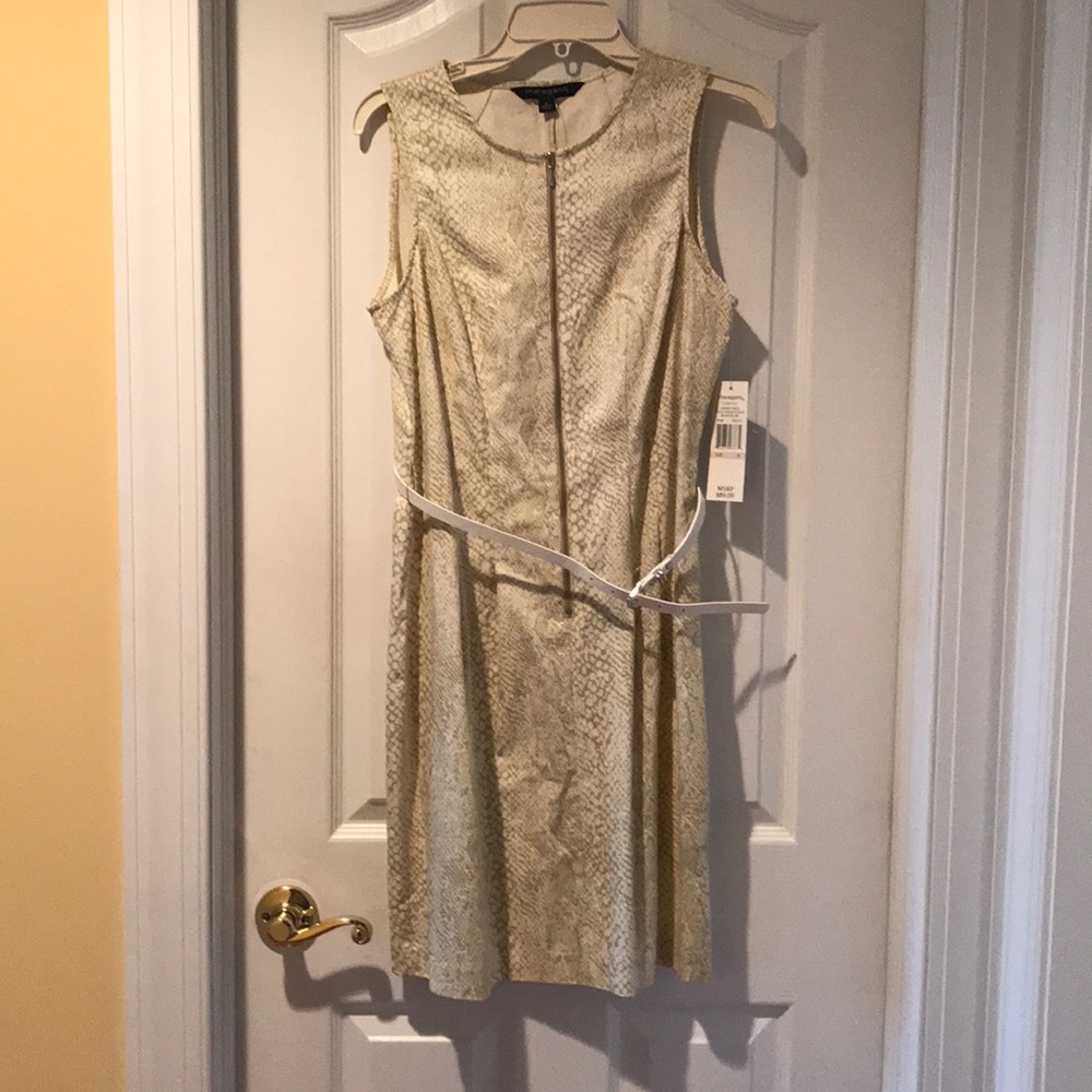 Snakeskin pattern sleeveless front zipper dress